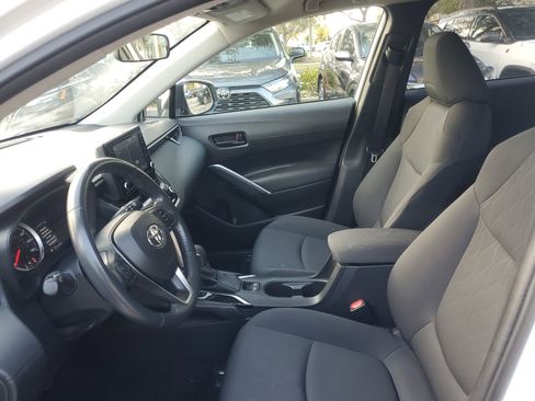 Used 2022 Toyota Corolla Cross LE image 15