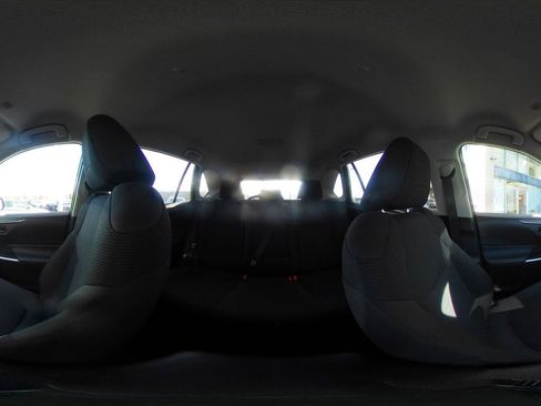 Used 2025 Toyota RAV4 LE image 41