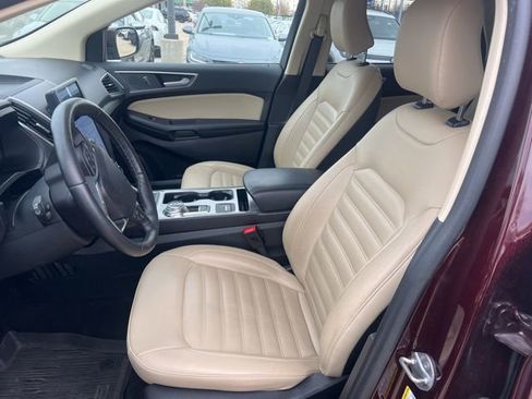 Used 2022 Ford Edge SEL w/ Convenience Package image 7
