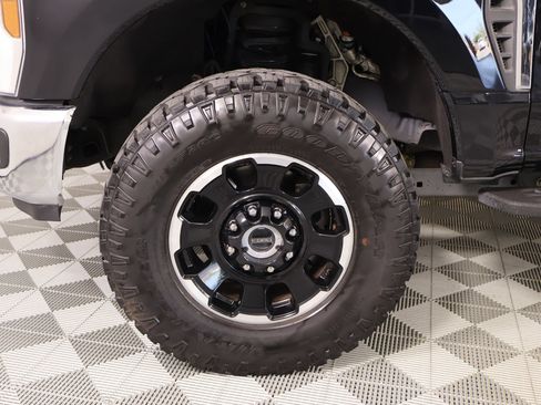 Used 2025 Ford F250 XLT w/ Tremor Off-Road Package AWD/4WD image 16