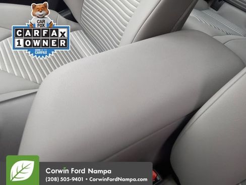 Used 2024 Toyota Camry SE image 19