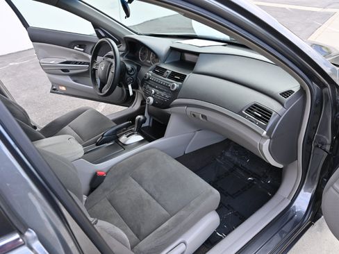 Used 2009 Honda Accord EX image 12