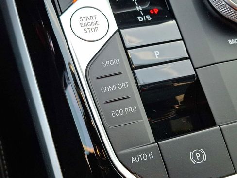 Used 2023 BMW 230i xDrive Coupe w/ Premium Package image 24