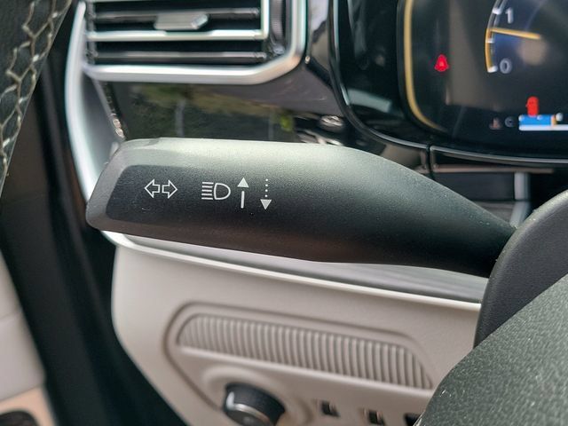 Used 2024 Jeep Wagoneer Series III w/ Premium Group I AWD/4WD image 20