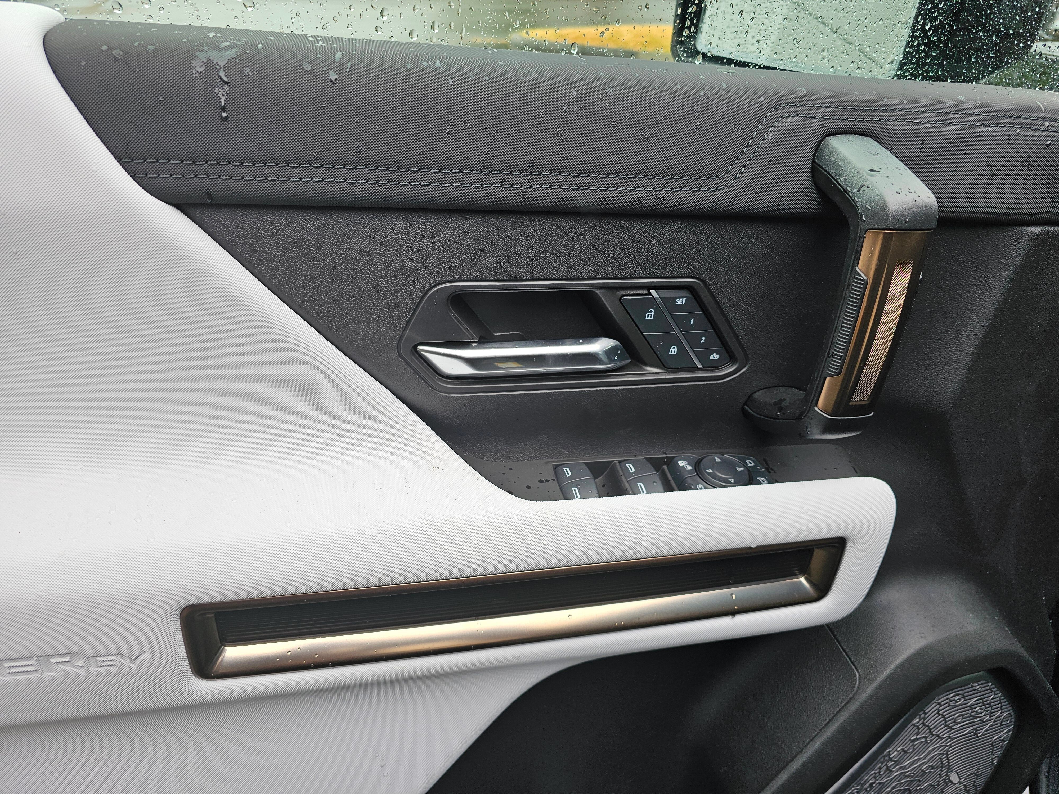 New 2024 GMC Hummer EV 2X AWD/4WD image 27
