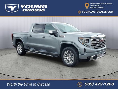 Used 2024 GMC Sierra 1500 Denali w/ Technology Package AWD/4WD image 2