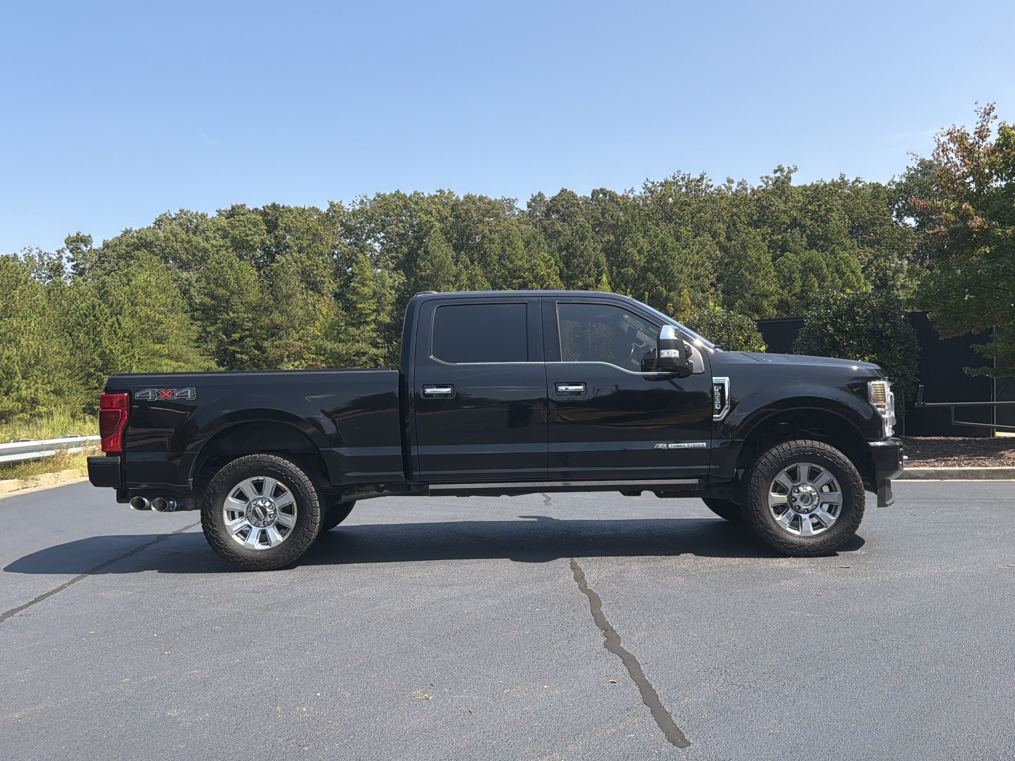 Used 2022 Ford F250 Platinum AWD/4WD image 17