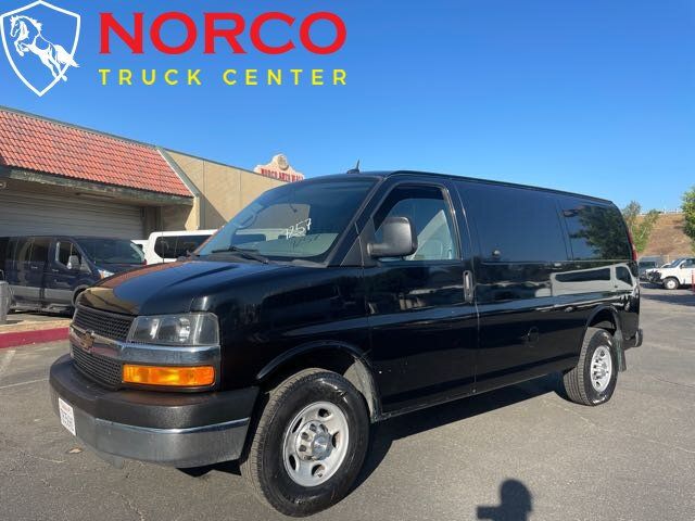 Used 2015 Chevrolet Express 2500 RWD image 19