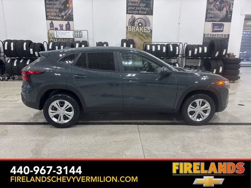 New 2026 Chevrolet Trax LS w/ Driver Confidence Package image 10