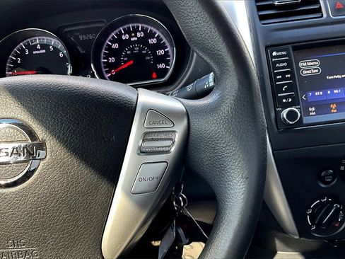 Used 2018 Nissan Versa SV image 17