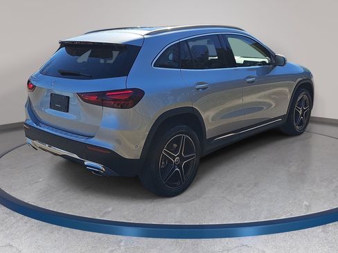 New 2026 Mercedes-Benz GLA 250 image 5