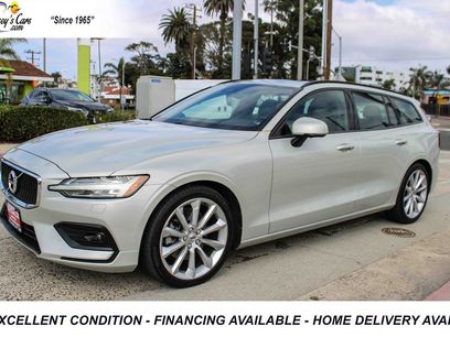 Used 2020 Volvo V60 T5 Momentum w/ Protection Package Premier
