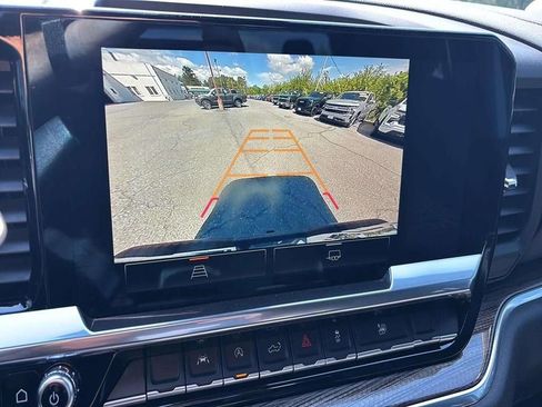 Used 2022 GMC Sierra 1500 Elevation image 17