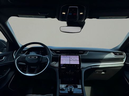 Used 2024 Jeep Grand Cherokee Limited 4xe image 16