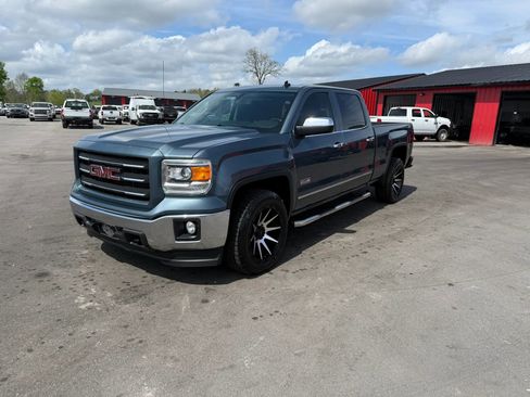 Used 2014 GMC Sierra 1500 SLE w/ All-Terrain Package image 2