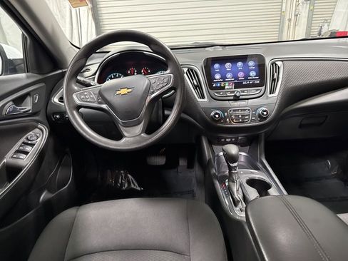 Used 2023 Chevrolet Malibu LT image 15