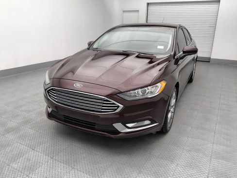Used 2017 Ford Fusion SE w/ Equipment Group 201A FWD image 15