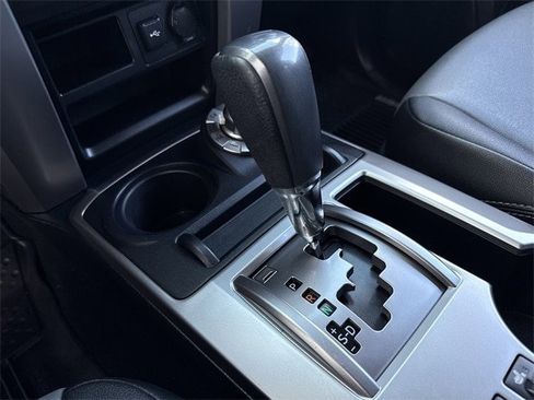 Used 2020 Toyota 4Runner SR5 Premium image 20