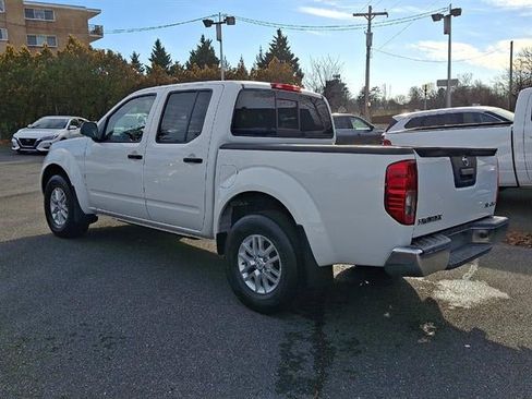 Used 2020 Nissan Frontier SV image 35