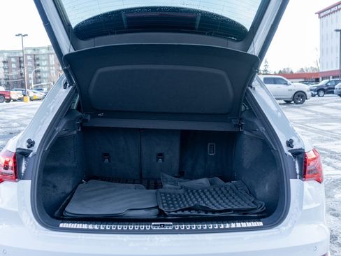 Used 2022 Audi Q3 2.0T Premium Plus image 9