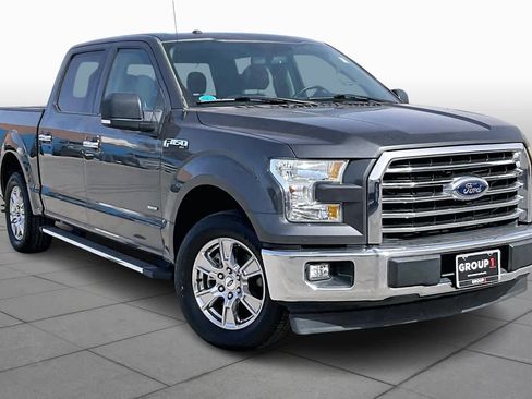 Used 2017 Ford F150 XLT w/ Equipment Group 302A Luxury image 3