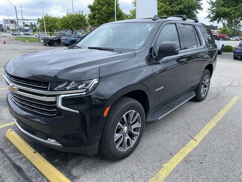 Used 2021 Chevrolet Tahoe LT w/ LT Signature Package AWD/4WD image 8