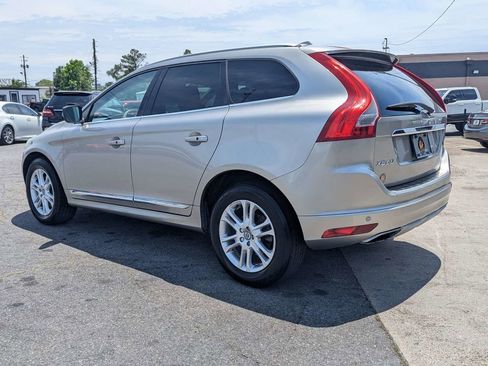 Used 2016 Volvo XC60 T5 Premier w/ Proximity Package FWD image 9