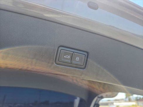 Used 2023 Audi Q4 e-tron Prestige AWD/4WD image 16