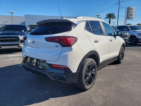 Used 2024 Buick Encore GX Sport Touring image 5