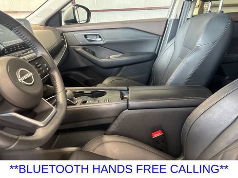 Used 2023 Nissan Rogue Platinum FWD image 11