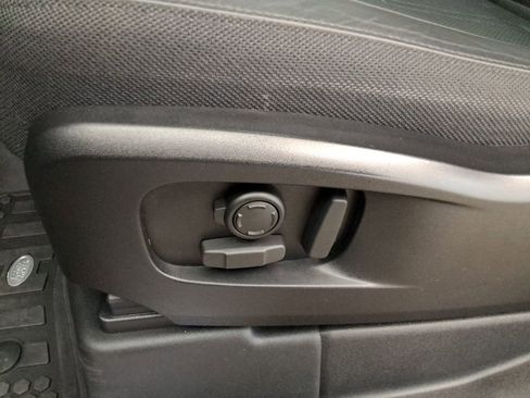 Used 2023 Land Rover Defender 90 X image 20