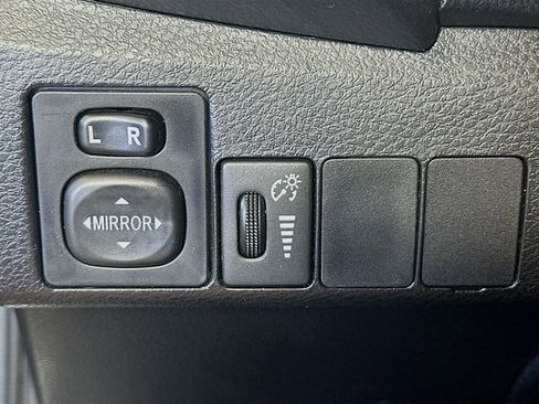 Used 2014 Toyota Corolla LE Premium image 12