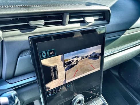 New 2026 GMC Terrain AT4 w/ Convenience Package III image 29