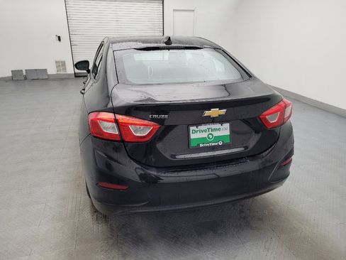 Used 2018 Chevrolet Cruze LS image 6