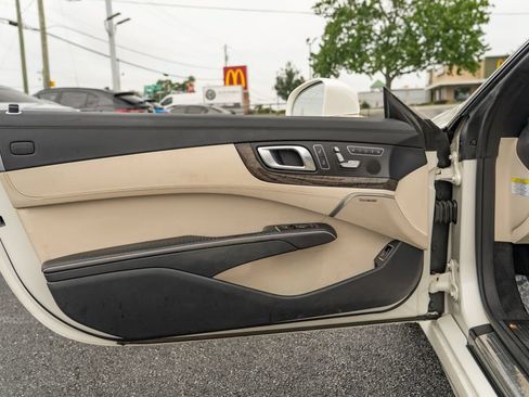 Used 2013 Mercedes-Benz SL 550 image 13
