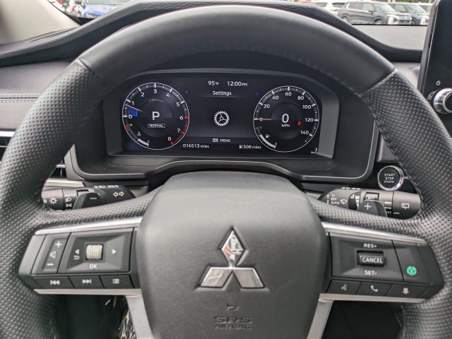 Used 2024 Mitsubishi Outlander SEL FWD image 24