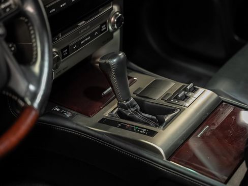 Used 2017 Lexus GX 460 Premium w/ Premium Package image 57