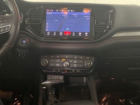 Used 2025 Dodge Durango R/T AWD/4WD image 4