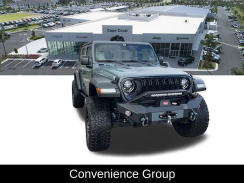 Used 2024 Jeep Wrangler Willys image 6