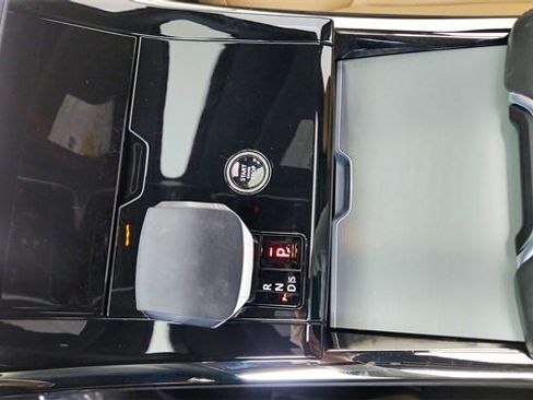 Used 2024 Land Rover Range Rover Sport Dynamic SE image 50