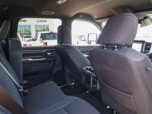 New 2026 RAM 2500 Big Horn AWD/4WD image 45