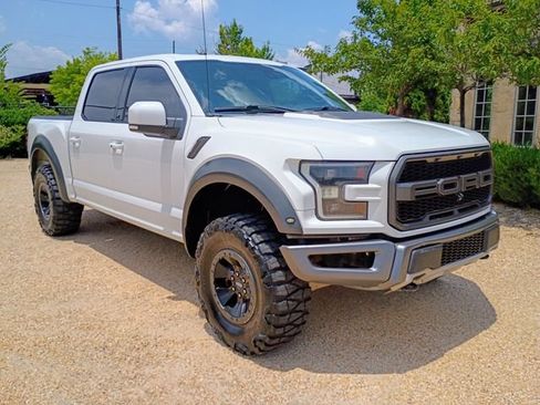 Used 2017 Ford F150 Raptor w/ Equipment Group 802A Luxury AWD/4WD image 20