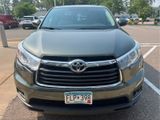 Used 2015 Toyota Highlander LE image 2