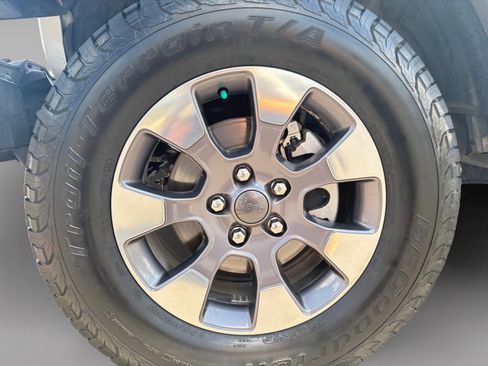 Certified 2020 Jeep Wrangler Unlimited Sahara AWD/4WD image 9