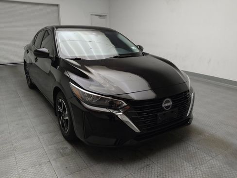 Used 2025 Nissan Sentra SV w/ All-Weather Package FWD image 14