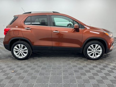 Used 2019 Chevrolet Trax Premier AWD/4WD image 6