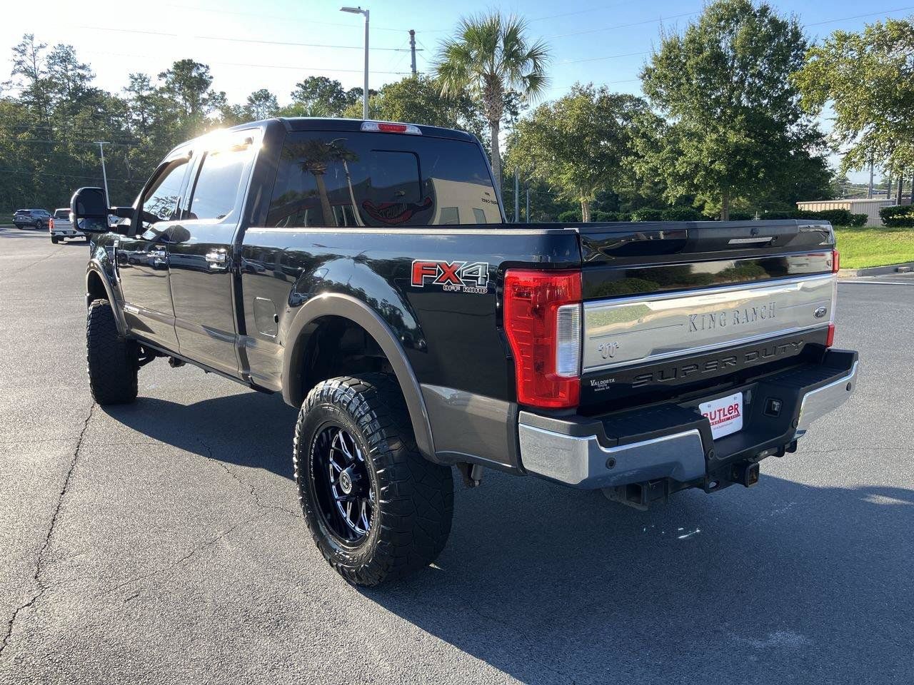 Used 2017 Ford F250 King Ranch w/ Chrome Package AWD/4WD image 3