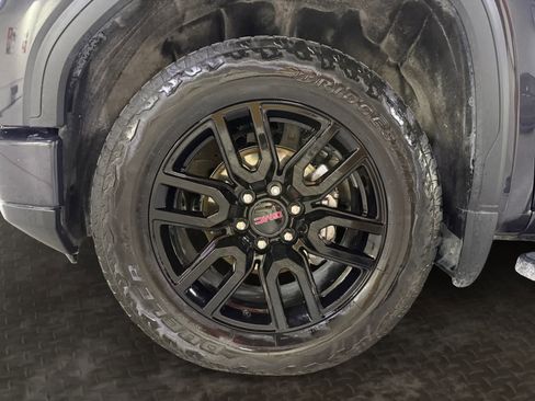 Used 2022 GMC Sierra 1500 Elevation w/ Elevation Premium Package AWD/4WD image 21