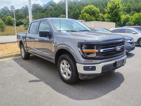 Used 2025 Ford F150 XLT w/ Equipment Group 301A Standard AWD/4WD image 3