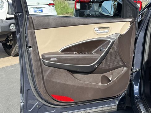 Used 2017 Hyundai Santa Fe Sport image 14